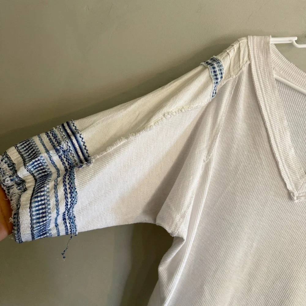 Free People We The Free Bubble Tee White Top with Blue Accents Linen Blend